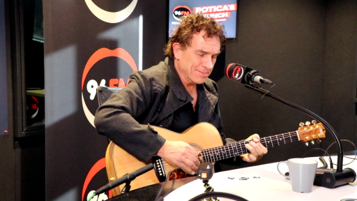Cold Chisel's Ian Moss Performs Live In Studio