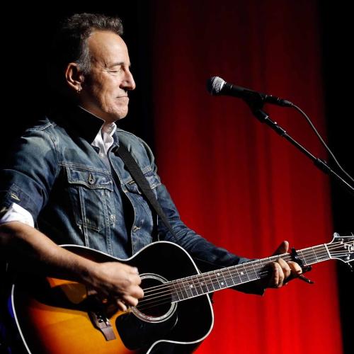 Bruce Springsteen In Talks To Sell His Entire Album Catalogue & Publishing Rights