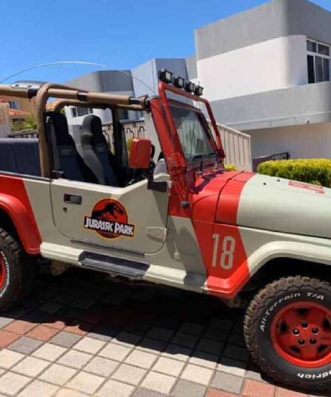 jurassic ride on jeep
