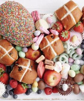 Hot Cross Bun Grazing Boards Are The Latest Trend And It’s Like An Easter Dream
