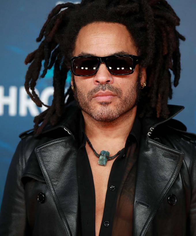 10 Things About Lenny Kravitz Including That He Went To School With Slash