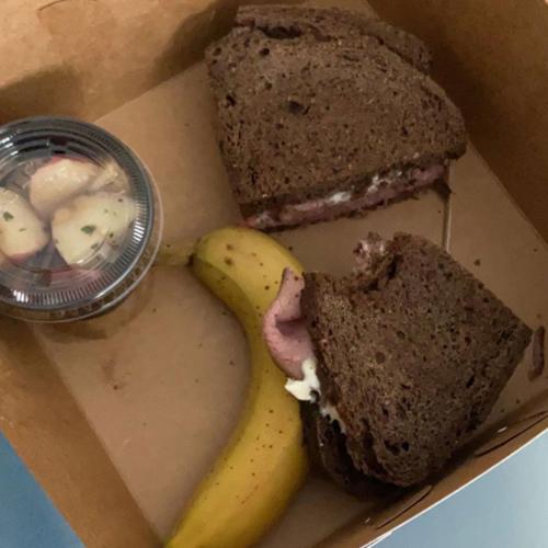 Soccer Players Baffled By $95 Sandwich And Banana 'Meal'