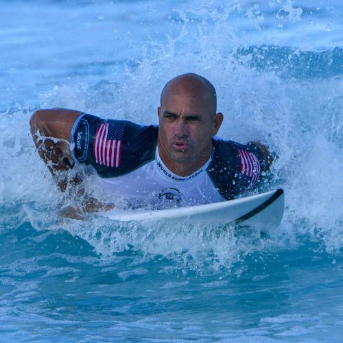 Elliot Yeo Recalled That Time Kelly Slater Couldn’t Get A Business Class Seat Because Of The Eagles