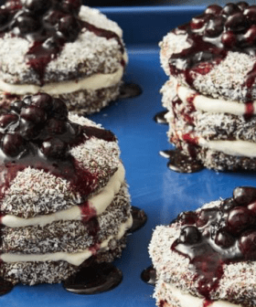 So, Lamington Pikelets Are a Thing & LAWD They Should Be An Entire Food Group