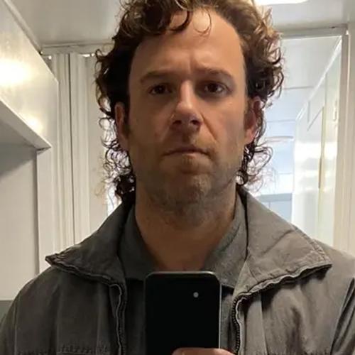 Seth Rogen Shaved His Beard And We Refuse To Believe It's Actually Him