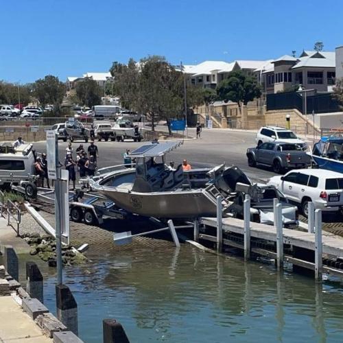How This Boat Ended Up ON The Jetty In Mindarie Is Jaw-Dropping