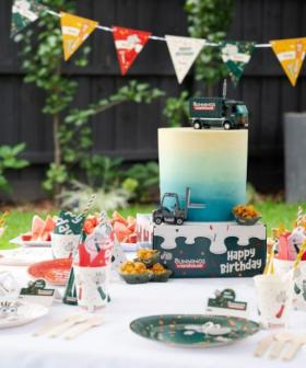 Bunnings Now Have Bunnings-Themed Party Packs & S'cuse Me, I Now Have A Party To Plan