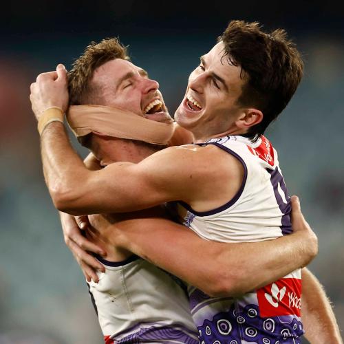 Surging Fremantle Dockers End Melbourne Demons' AFL Streak
