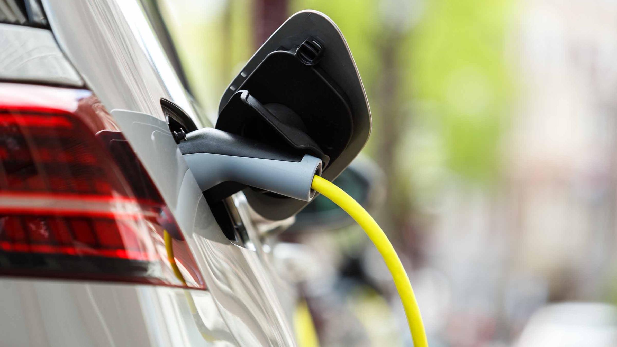 are-there-still-rebates-for-electric-cars-2023-carrebate