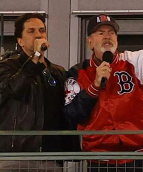 Neil Diamond Sings 'Sweet Caroline' In Rare Public Appearance At Baseball Game