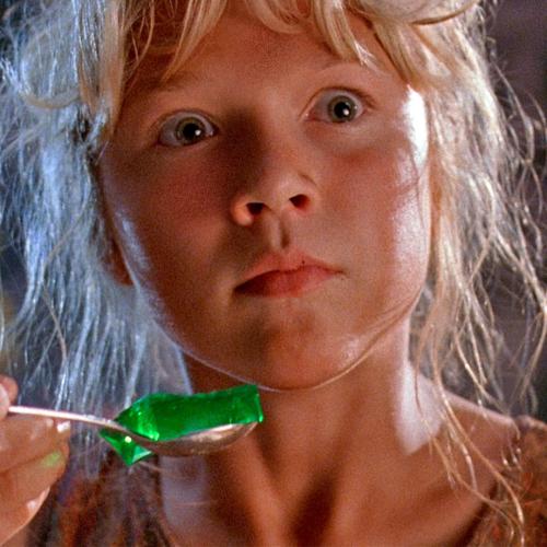 Jurassic Park Star Ariana Richards Returns To Red Carpet Since Quitting Acting