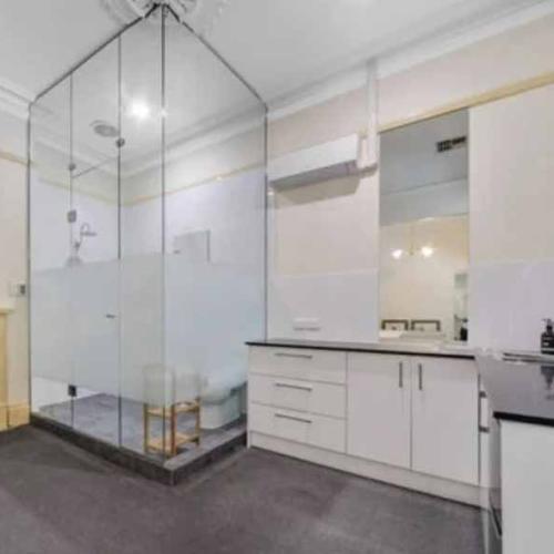 Has Someone Rented That Weird Glass-Box-Bathroom Apartment?