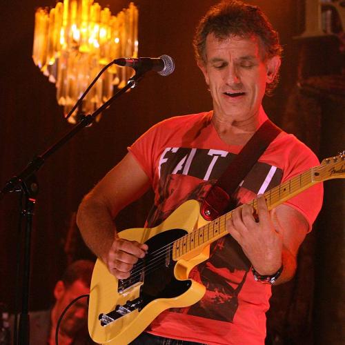 Ian Moss Recalls Creepy (Possibly Haunted) Moment During Soundcheck