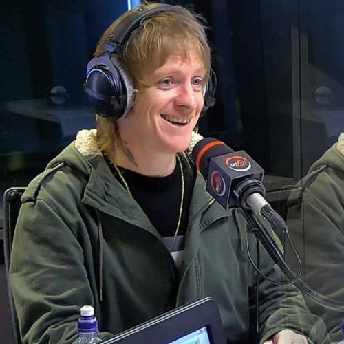Jon Pinder's Little Girl Adorably Roasts Him After He Name-Drops Rove McManus