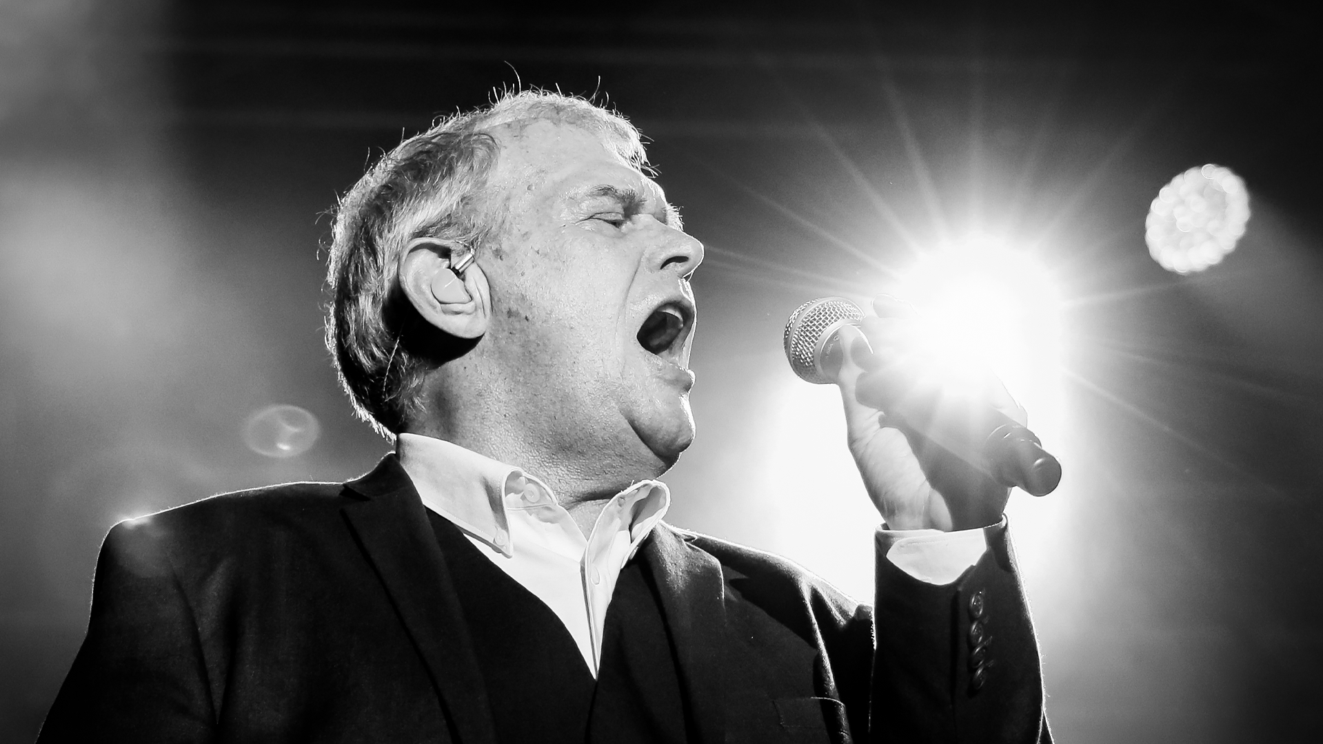 Australian Music Legend John Farnham To Undergo Cancer Surgery