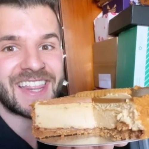 Woolworths Has Released A Lotus Biscoff Cheesecake & My Body Is Ready