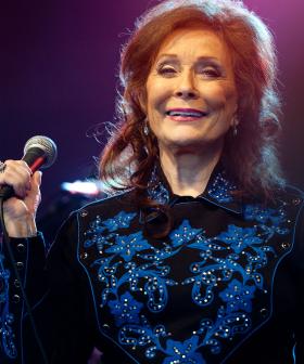 Country Music Star Loretta Lynn Dies At 90