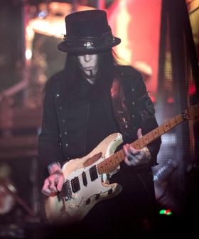Mötley Crüe Guitarist Mick Mars Announces Retirement