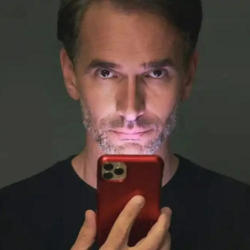 Todd Sampson: 'The Average Aussie Will Spend 17 Years Staring At Their Phone'