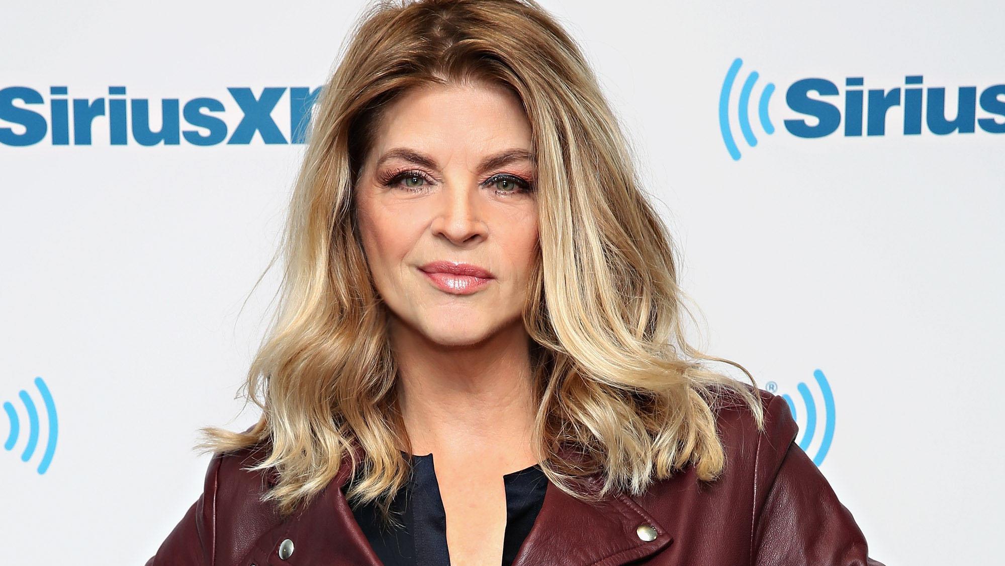 Kirstie Alley, 'Cheers' & 'Look Who's Talking' Star, Dies At 71