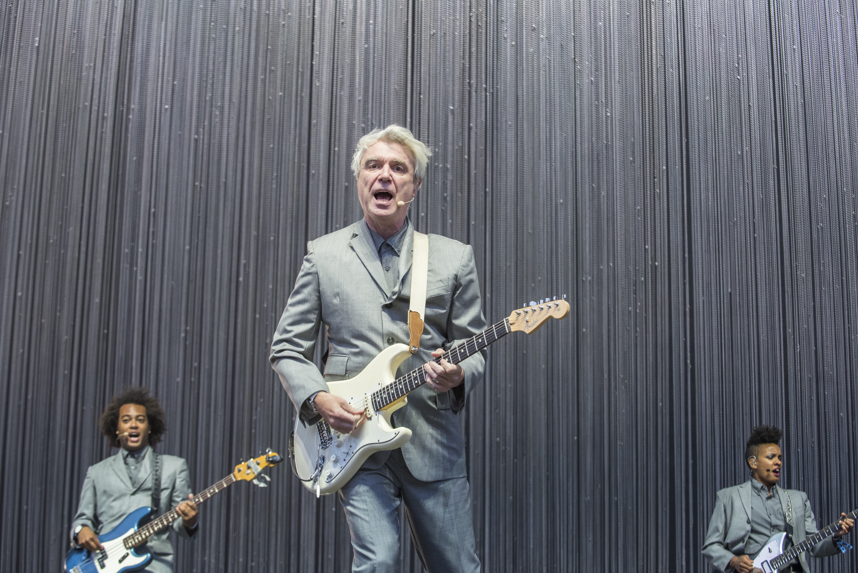 Talking Heads &bull; Speaking In Tongues &bull; Sire 92-3883-1 &bull; David Byrne Jerry Harrison Chris Frantz Tina Weymouth