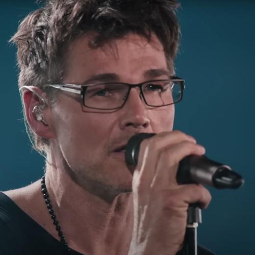 A-ha's Unplugged 'Take On Me' Performance Is A Must-See