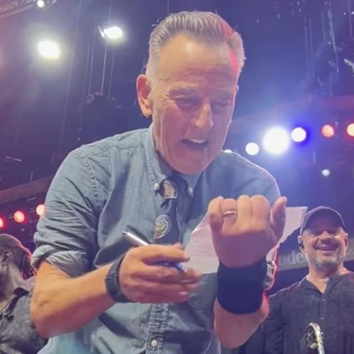 Bruce Springsteen Signs 11-Year-Old’s School Absence Note To Teacher