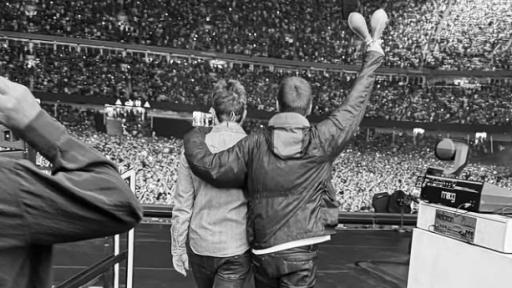 Oasis Return: Liam & Noel Gallagher Reunite For First Gig In 16 Years